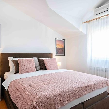 Apartments Valentino Vodice Zewnętrze zdjęcie