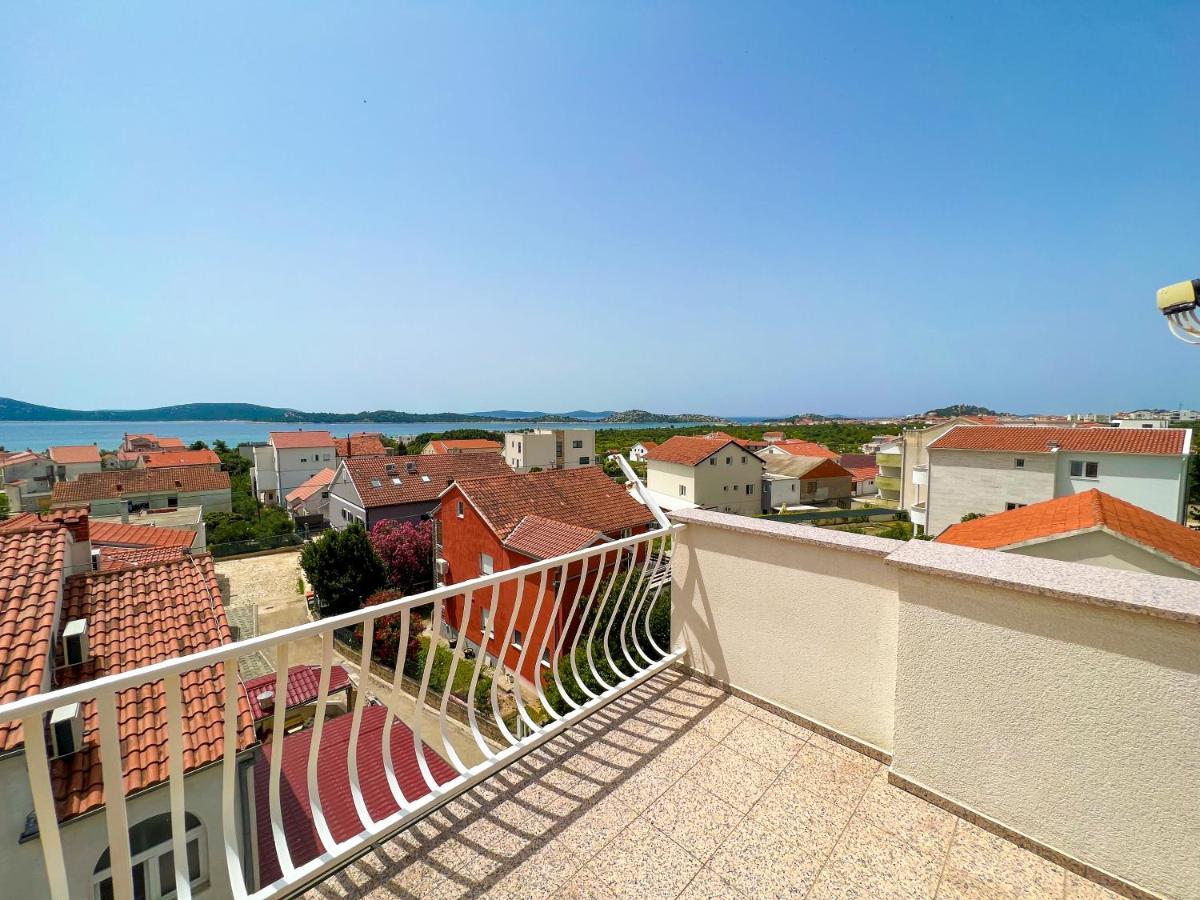 Apartments Valentino Vodice Zewnętrze zdjęcie