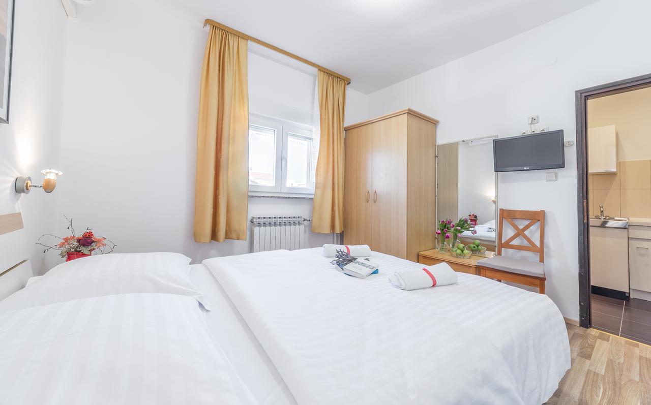 Apartments Valentino Vodice Zewnętrze zdjęcie