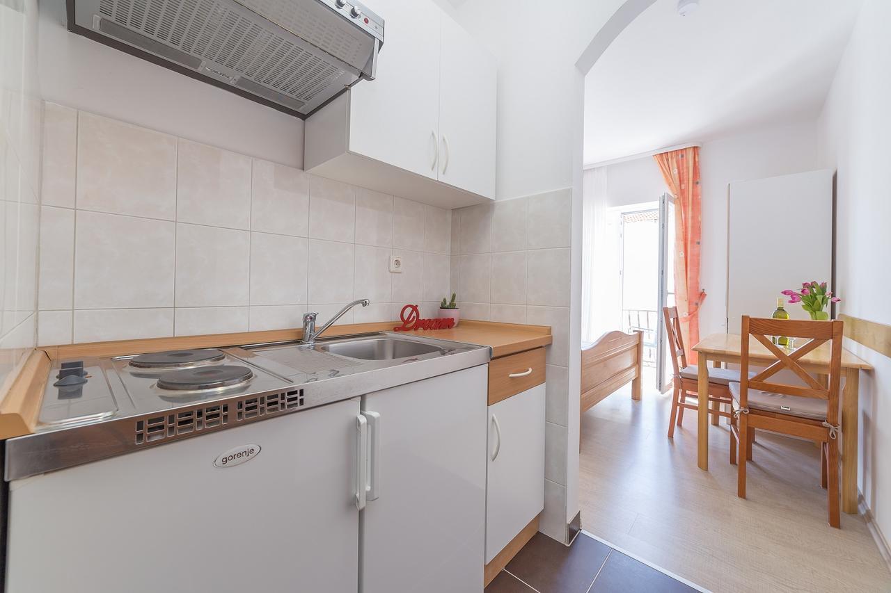 Apartments Valentino Vodice Zewnętrze zdjęcie